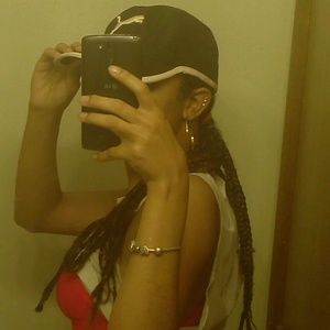 Meet your Posher, Nayeli